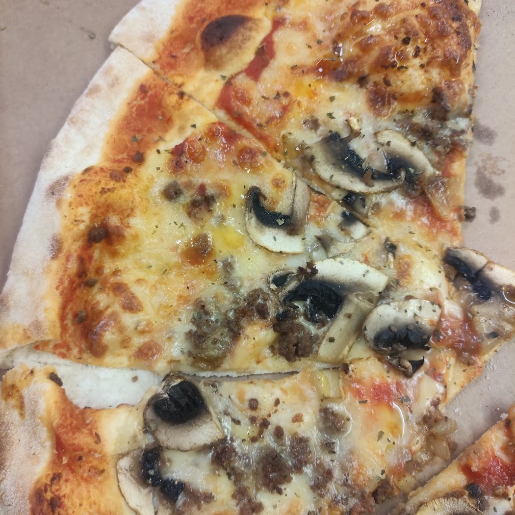 Pizza La Mamma 3